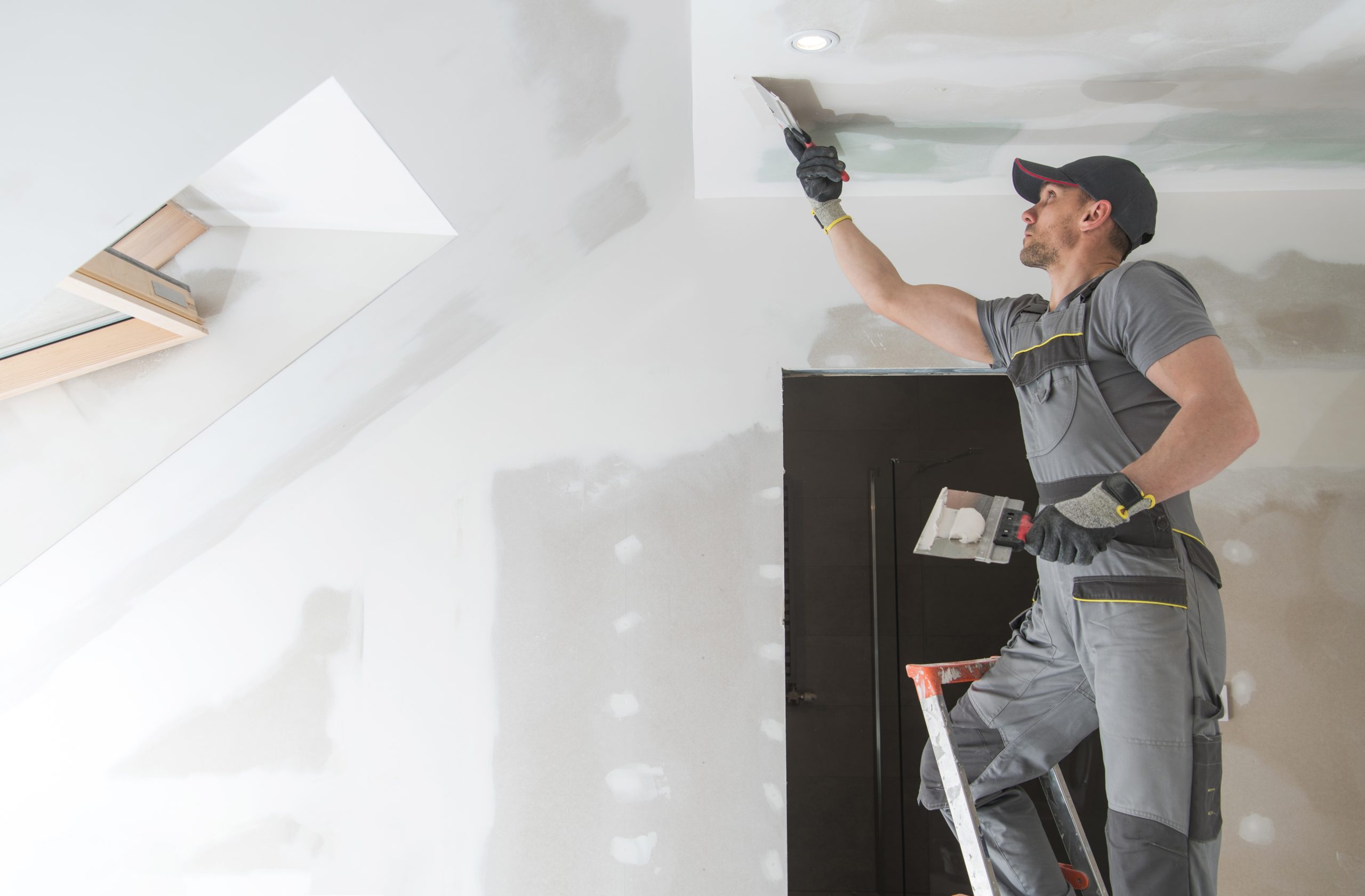 Primary Benefits of Hiring Experts to Remove and Demolish Drywall