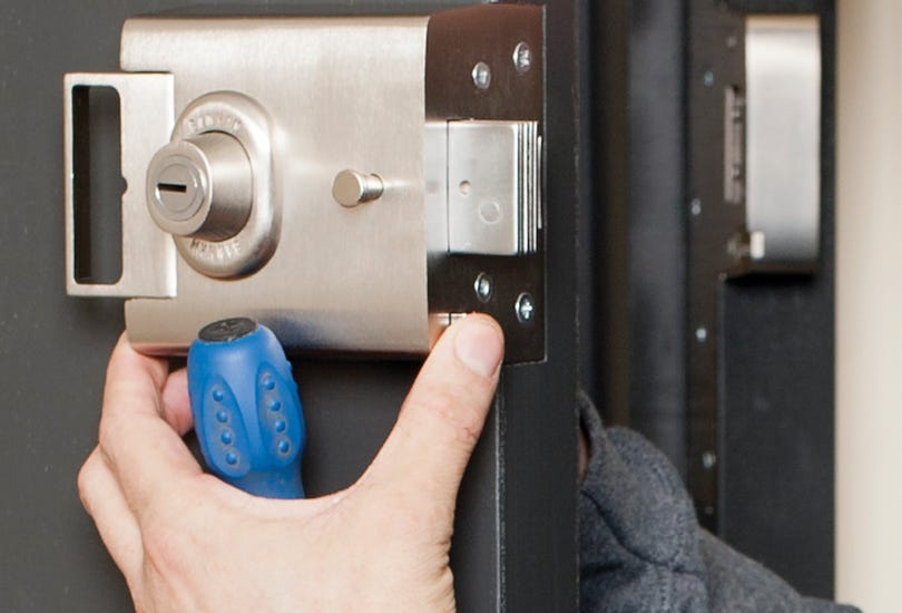 Where is the best place to find a locksmith?